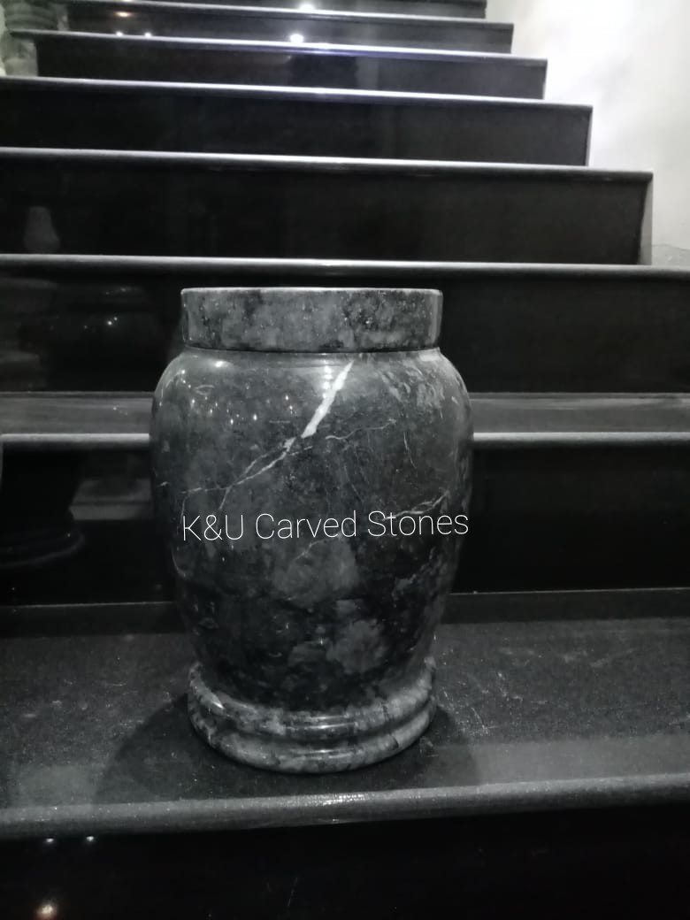Natural Silky Black Gray Marble Urns