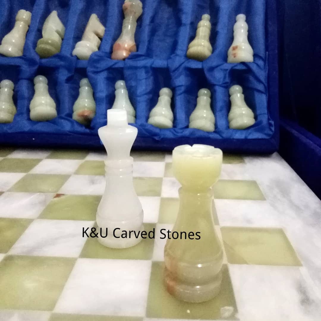 Beautiful Onyx Marble Chess Board Set - Image 3