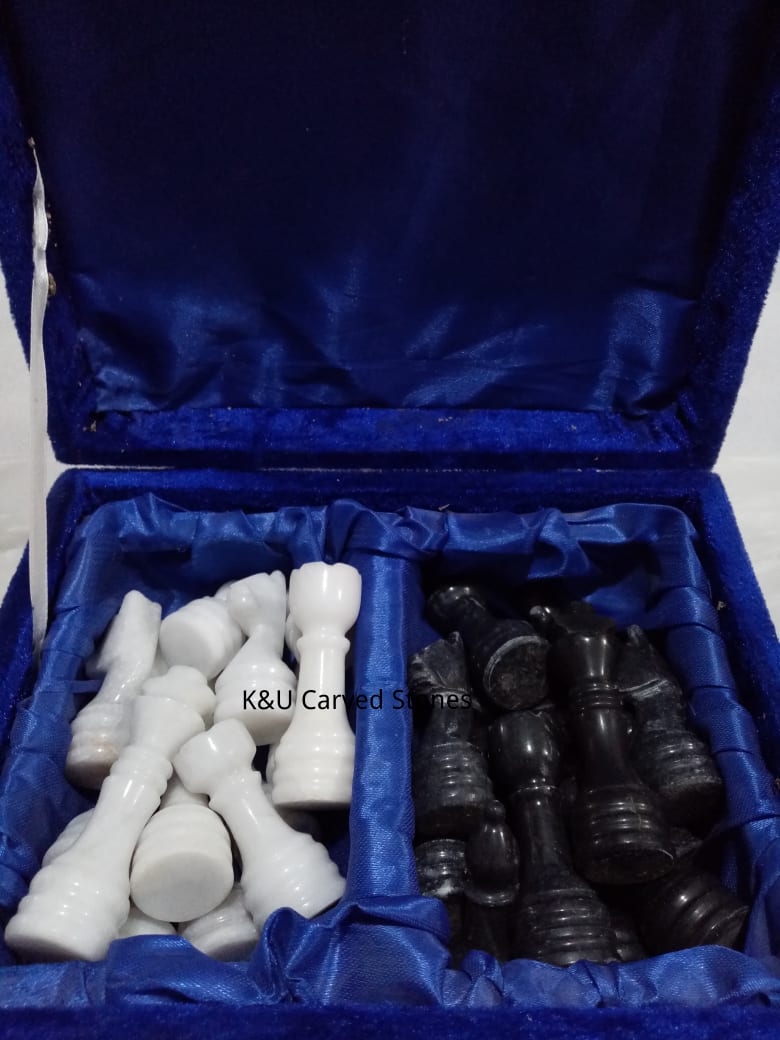 Black and White Marble Chess Figures (32 pieces) - Image 4